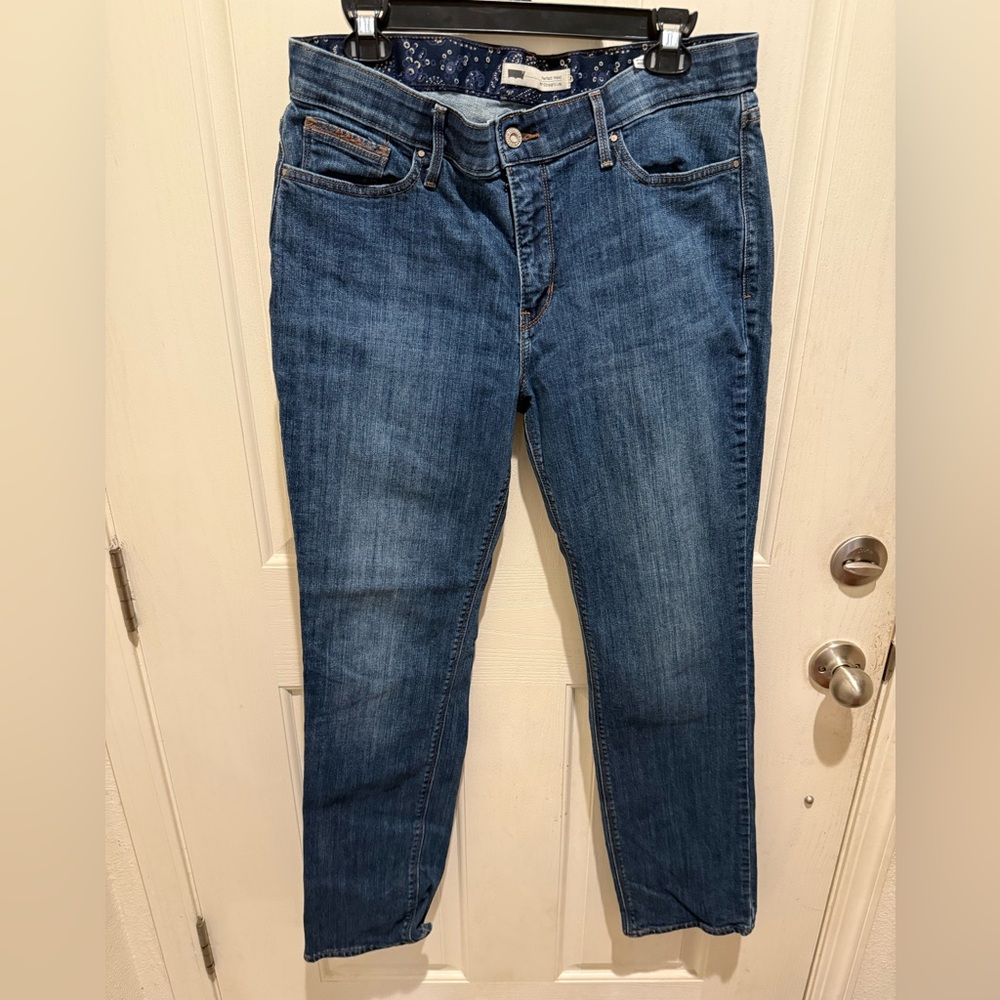 Levi 525 Women Perfect Waist‎ Straight Leg